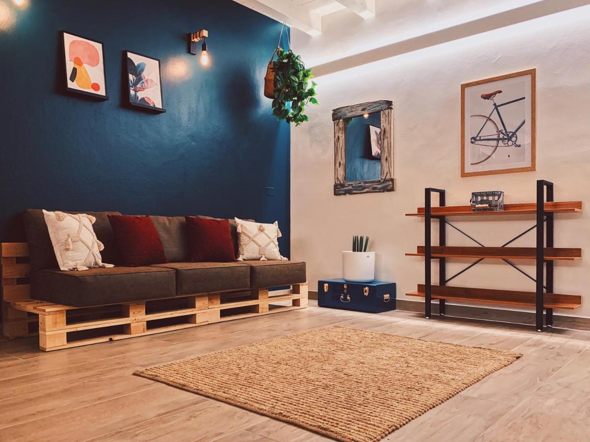 דסנזאנו דל גארדה Apartment Charme And Relax With Garden And Swimming Pool מראה חיצוני תמונה